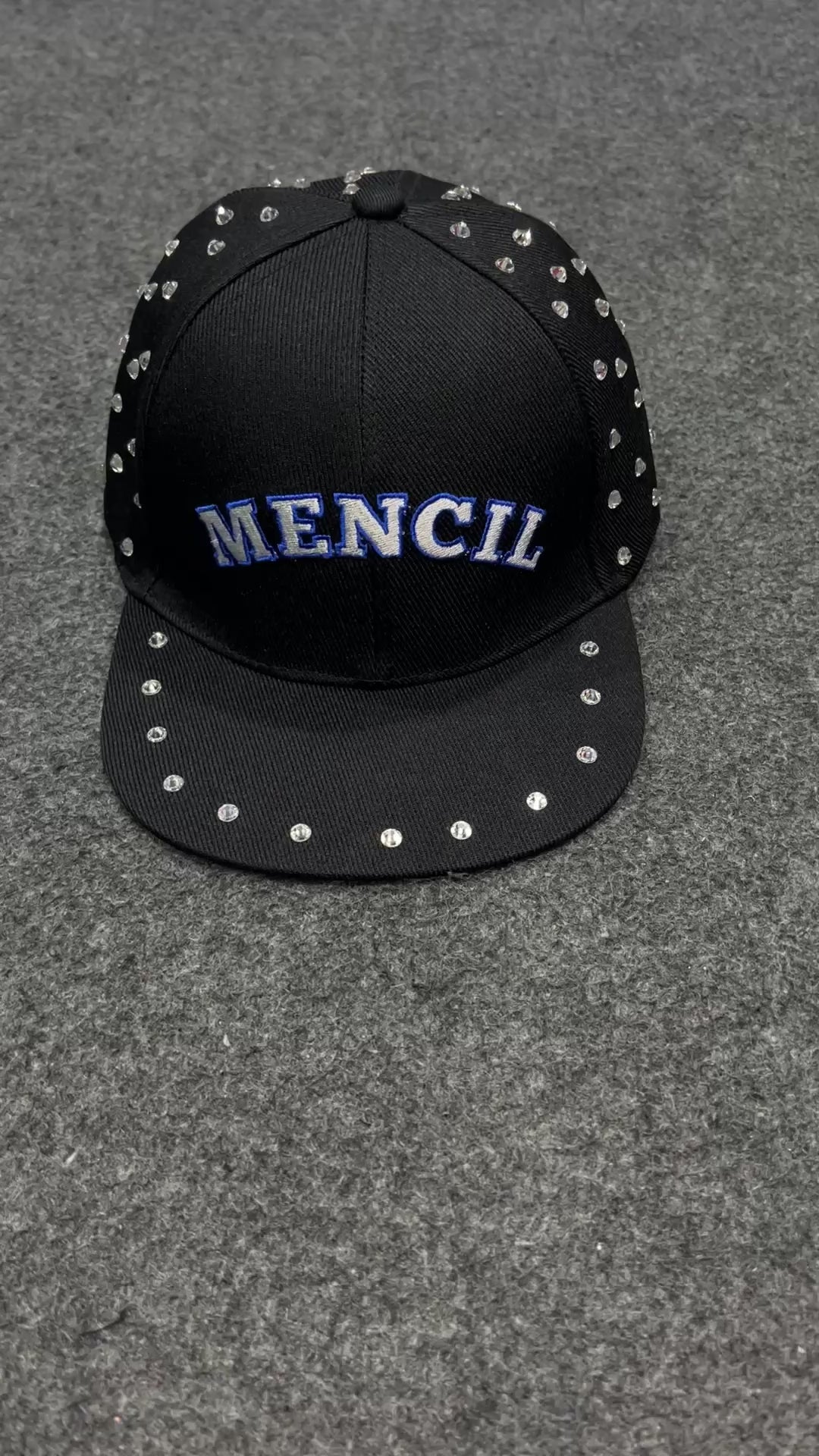 Mencil Aura Cap